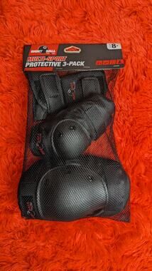 NWT Eight Ball Multi Sport Protective Gear Wrist, Elbow, Knee 3 Pack Ages 8+ OS